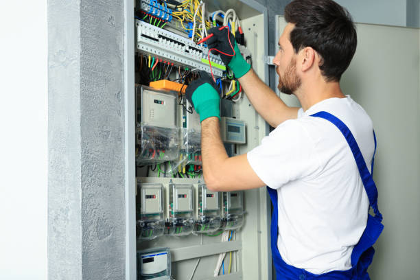 Best Licensed Electrician  in Rock Falls, IL